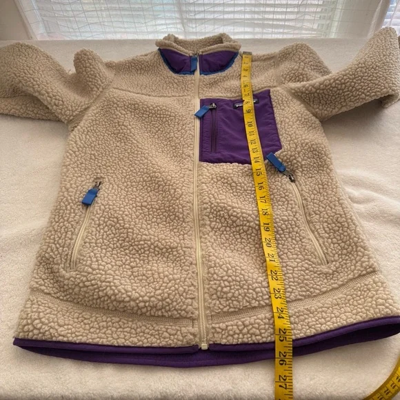 Patagonia Women's W's Classic Retro-X Jacket Medium Vintage Design Cream Purple